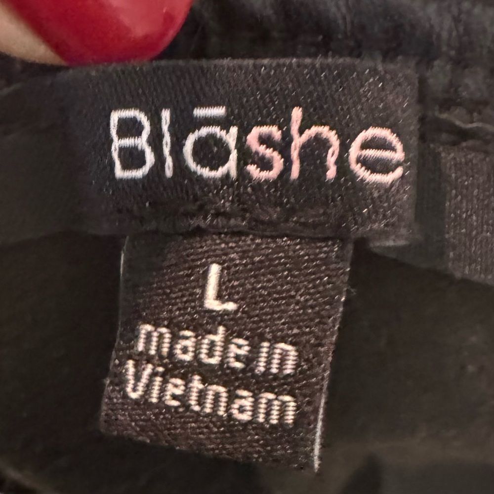 Blashe Faux Leather Bodysuit. Size Large - Picture 4 of 9